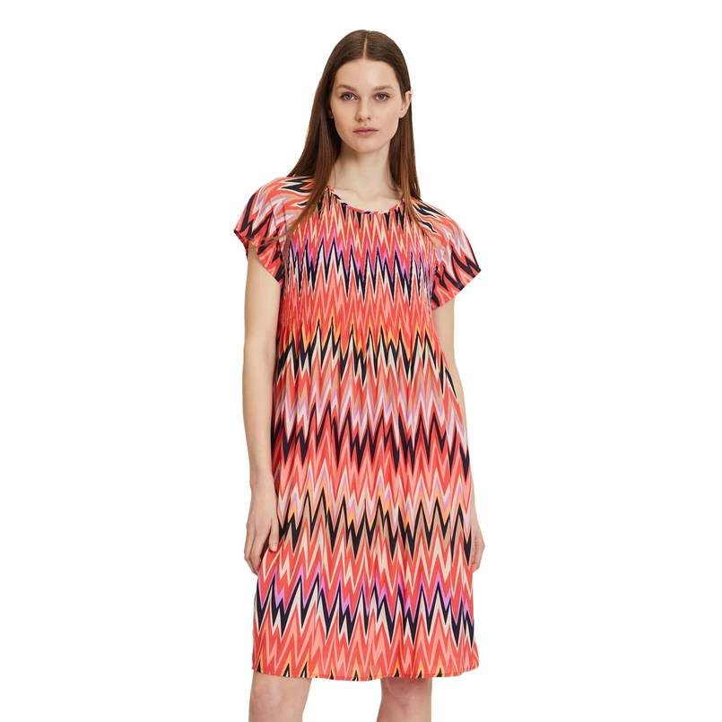 Betty Barclay Dames Jurk 15302524 Rood dessin