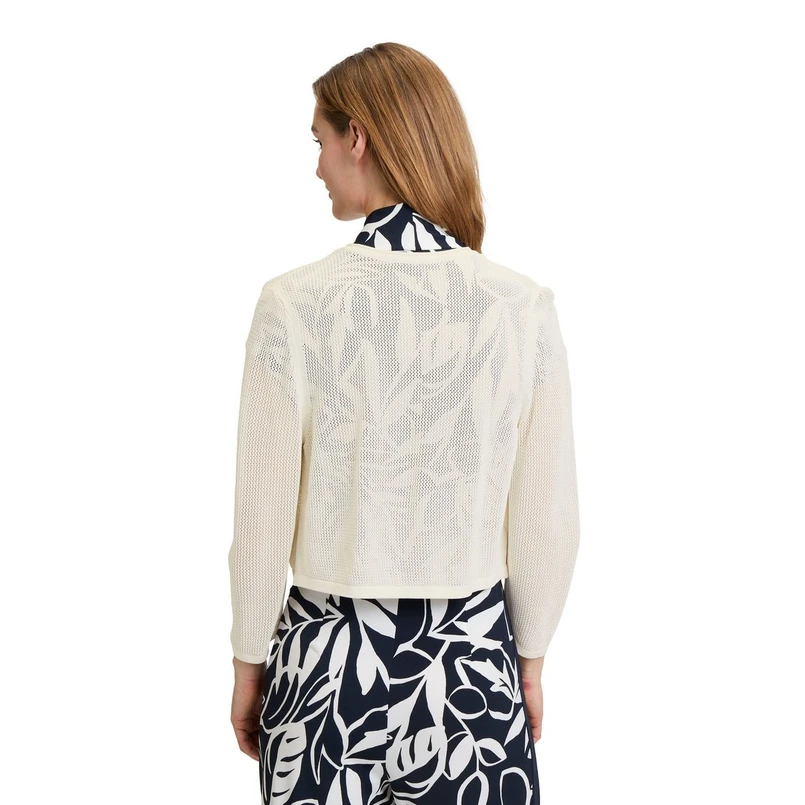 Betty Barclay Dames Vest 52461214 OFF-WHITE