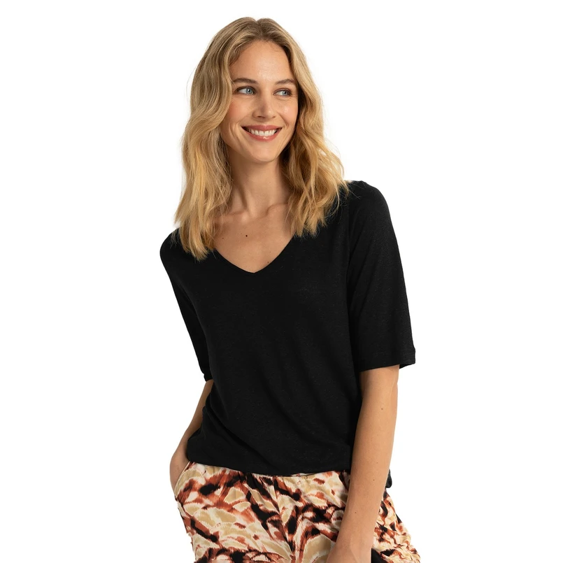 Claudia Strater Zwart